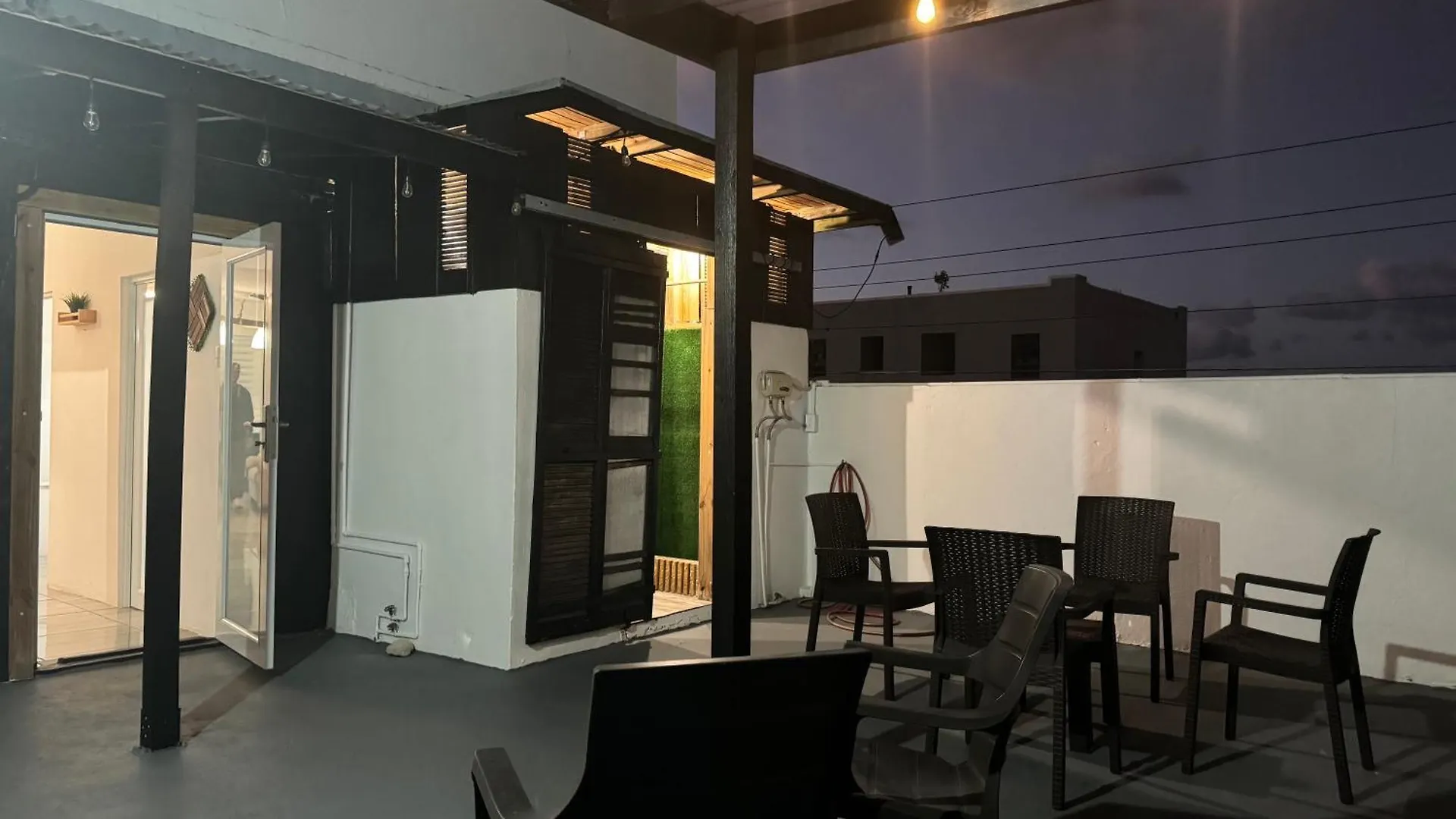 Vss Rustic In Arecibo - Stylish & Relaxing Escape Near Beaches Apartmán